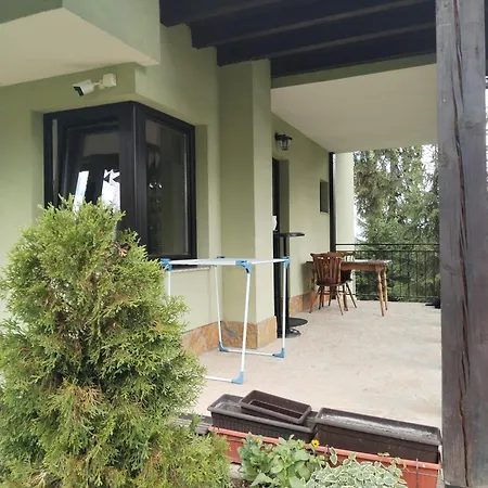 홈스테이 Apartmanparadiso 2 *